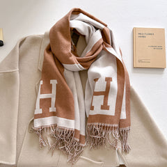 Clidress Letter H Cashmere Scarf