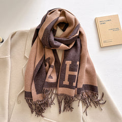 Clidress Letter H Cashmere Scarf