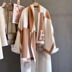 Clidress Letter H Cashmere Scarf