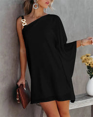 Clidress Off One Shoulder Chain Bat Sleeve Dress